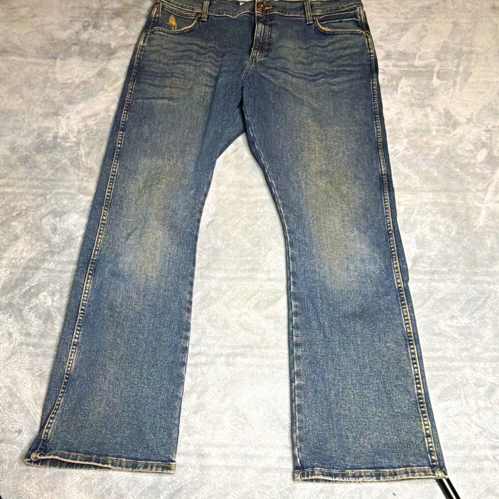 Wrangler Men’s Slim Fit Bootcut Jeans Blue (size 36 x32) Wash Mid Rise 5-Pocket